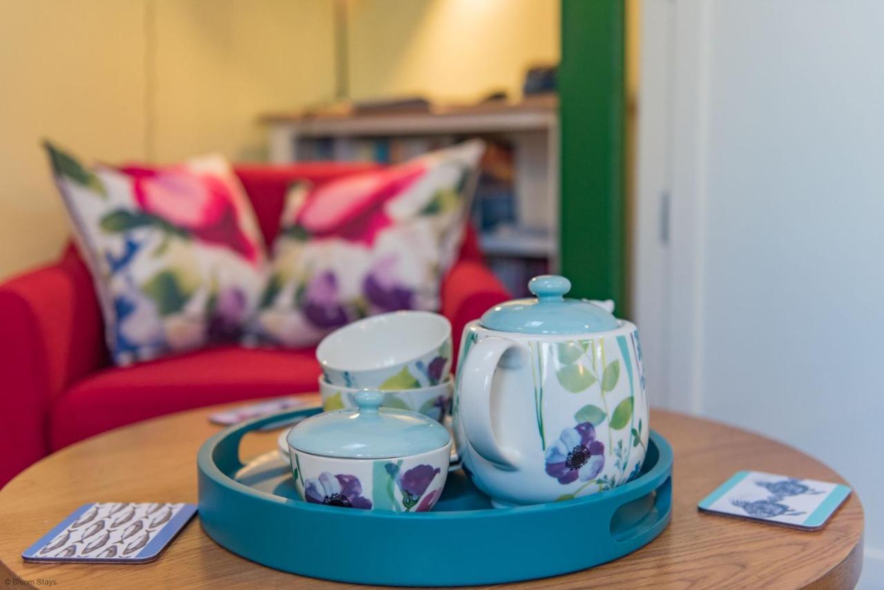 Plumcot Halt By Bloom Holiday home